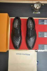 Picture of Louis Vuitton Shoes _SKULVsz38-45WM080213270